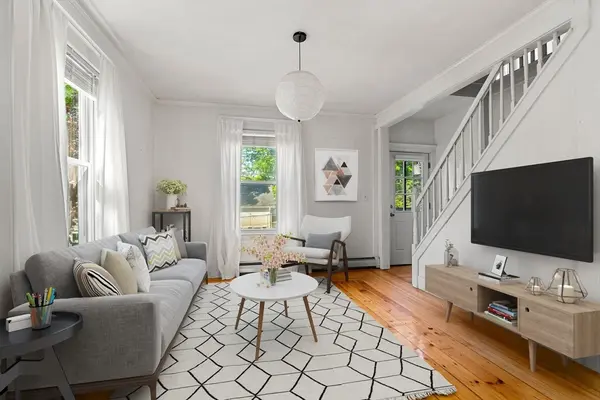 7 Winter St D, Amesbury MA